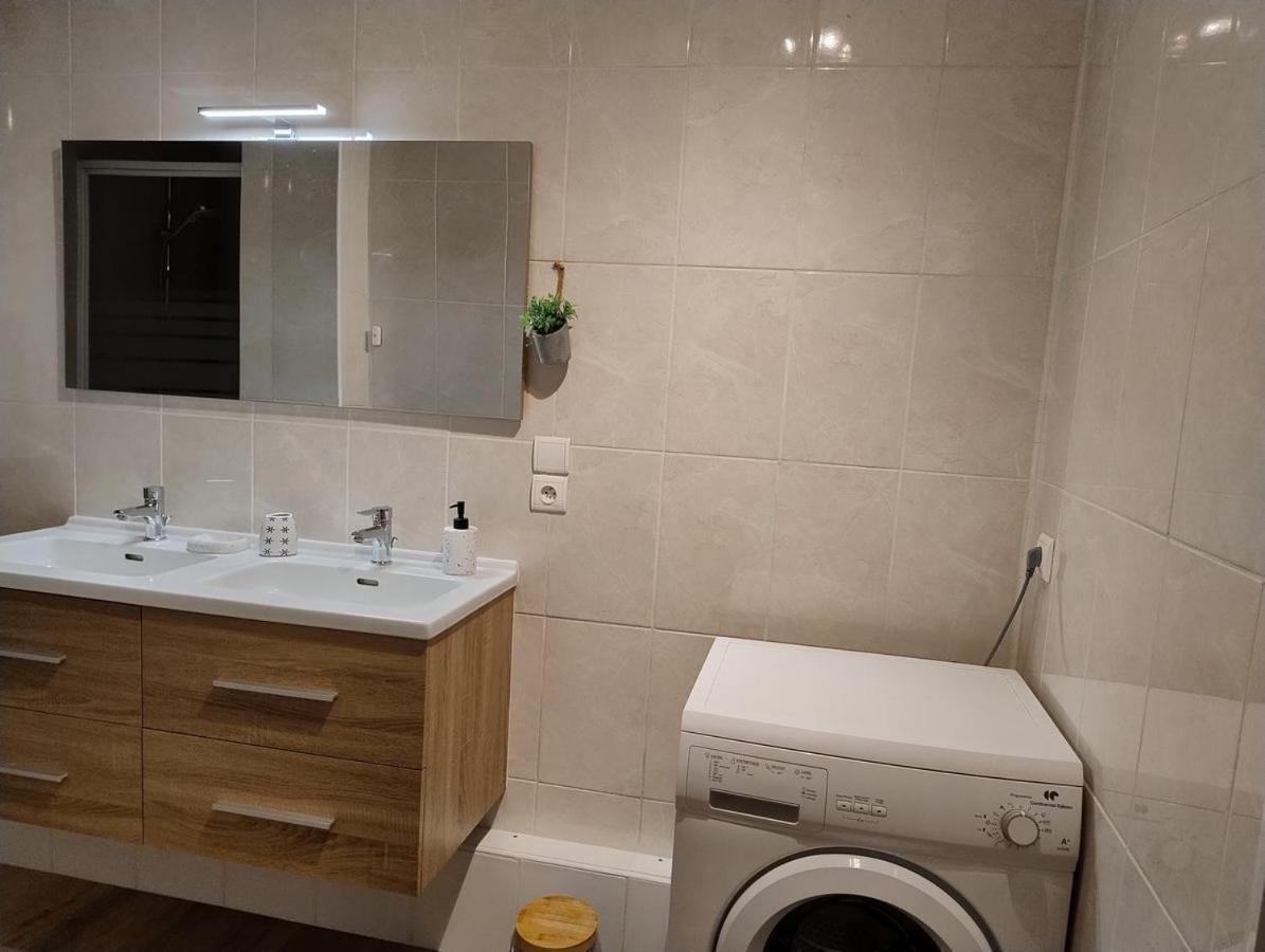 Le Chasseur Alpin Appartement Albertville Buitenkant foto